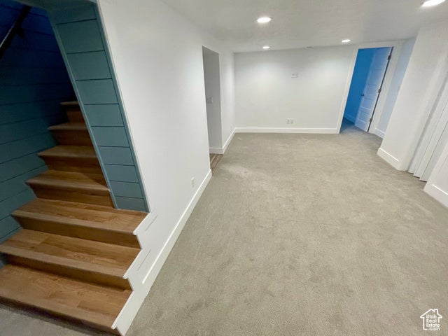 Holladay, Utah, 84121, United States, 4 Bedrooms Bedrooms, ,3 BathroomsBathrooms,Residential,For Sale,1984461