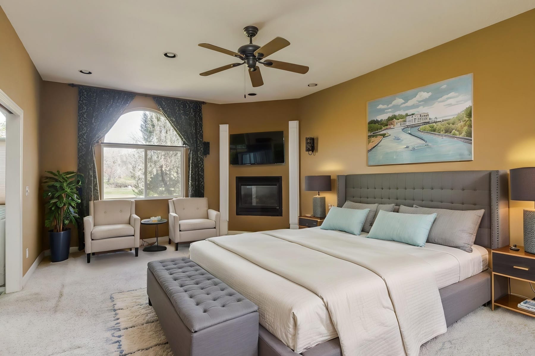  19330 NW GILLIHAN RD Portland, OR 97231 - 物件實景