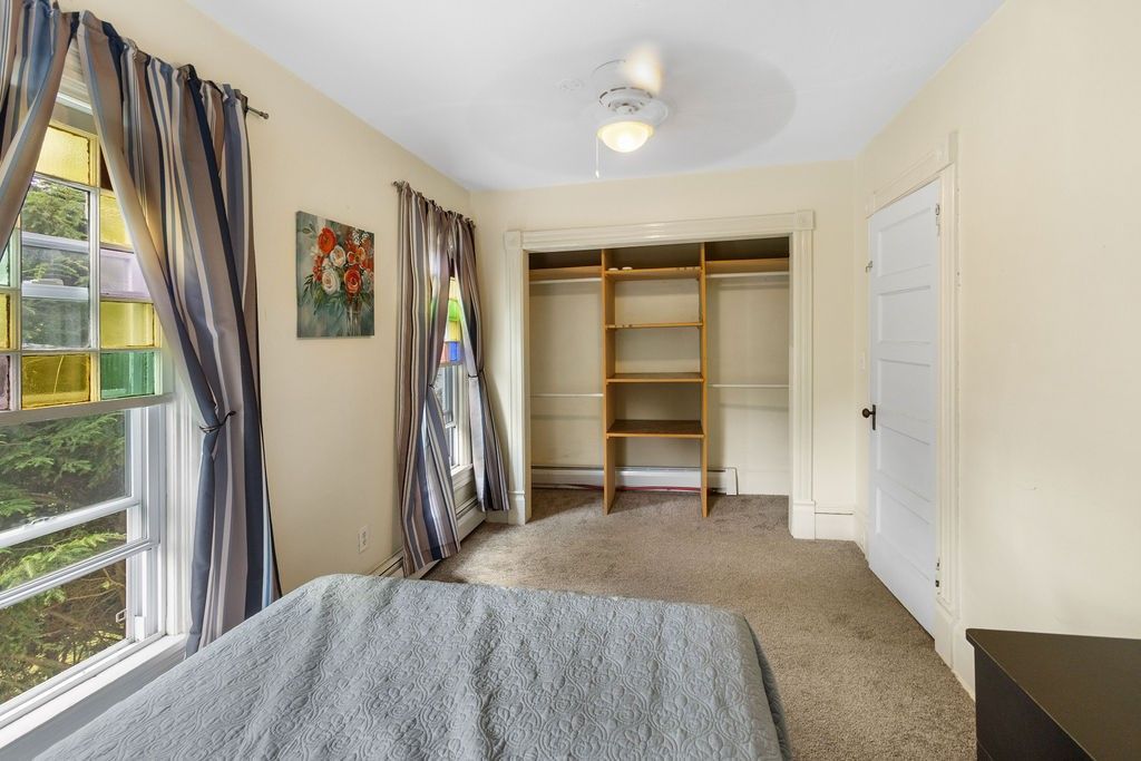 Stamford, New York, 13786, United States, 5 Bedrooms Bedrooms, ,2 BathroomsBathrooms,Residential,For Sale,1925554