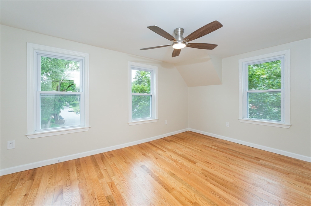 Hamilton, Massachusetts, 01982, United States, 3 Bedrooms Bedrooms, ,2 BathroomsBathrooms,Residential,For Sale,1934634