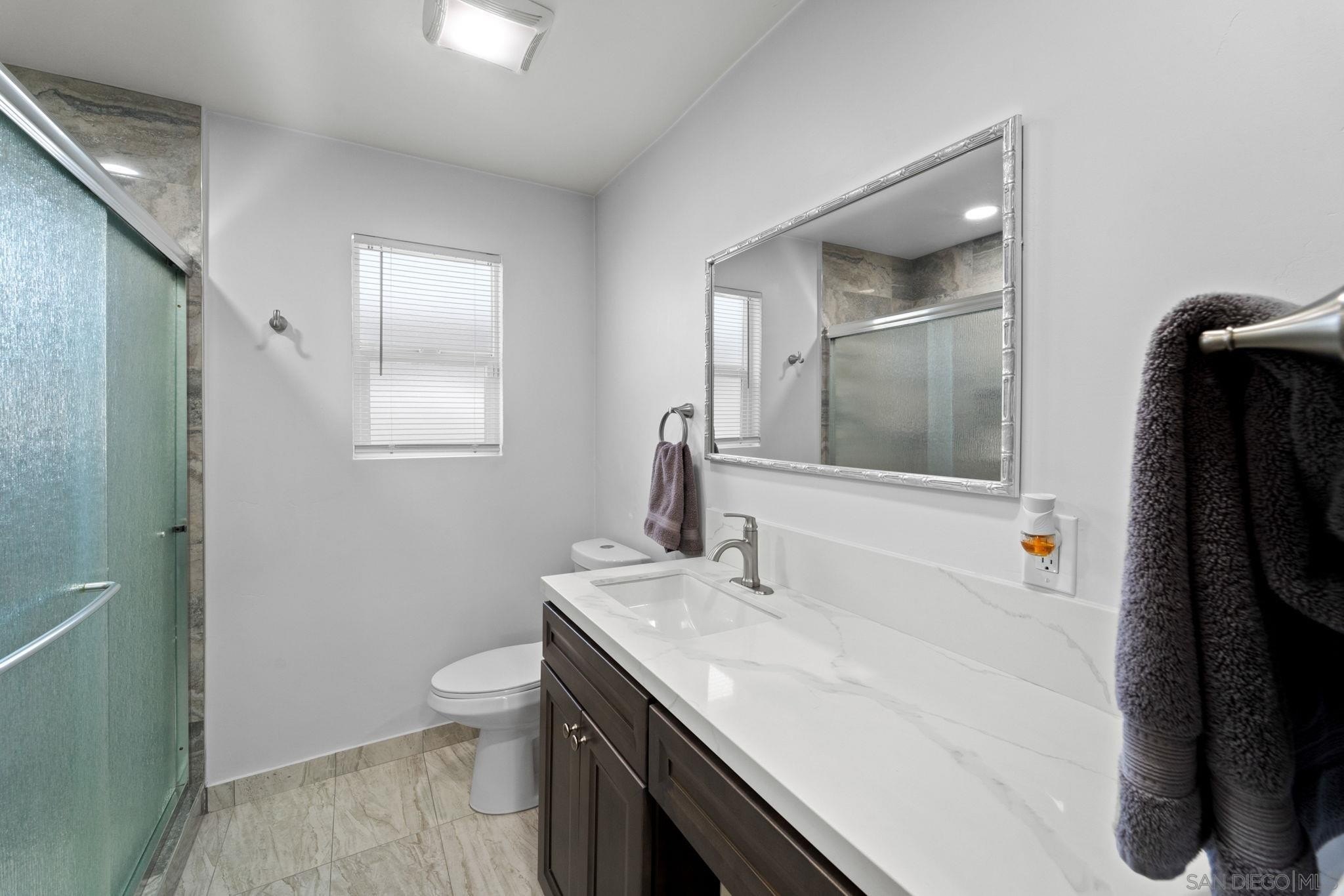 El Cajon, California, 92020, United States, 3 Bedrooms Bedrooms, ,2 BathroomsBathrooms,Residential,For Sale,1784508