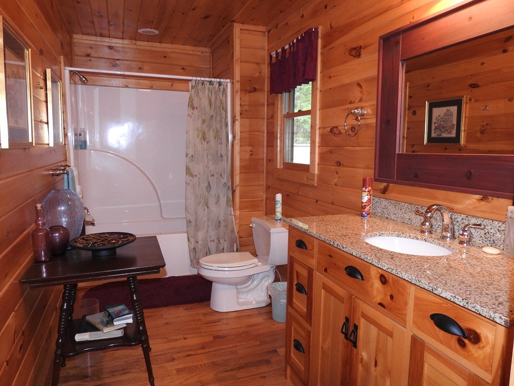 Morganton, Georgia, 30560, United States, 3 Bedrooms Bedrooms, ,3 BathroomsBathrooms,Residential,For Sale,1858893