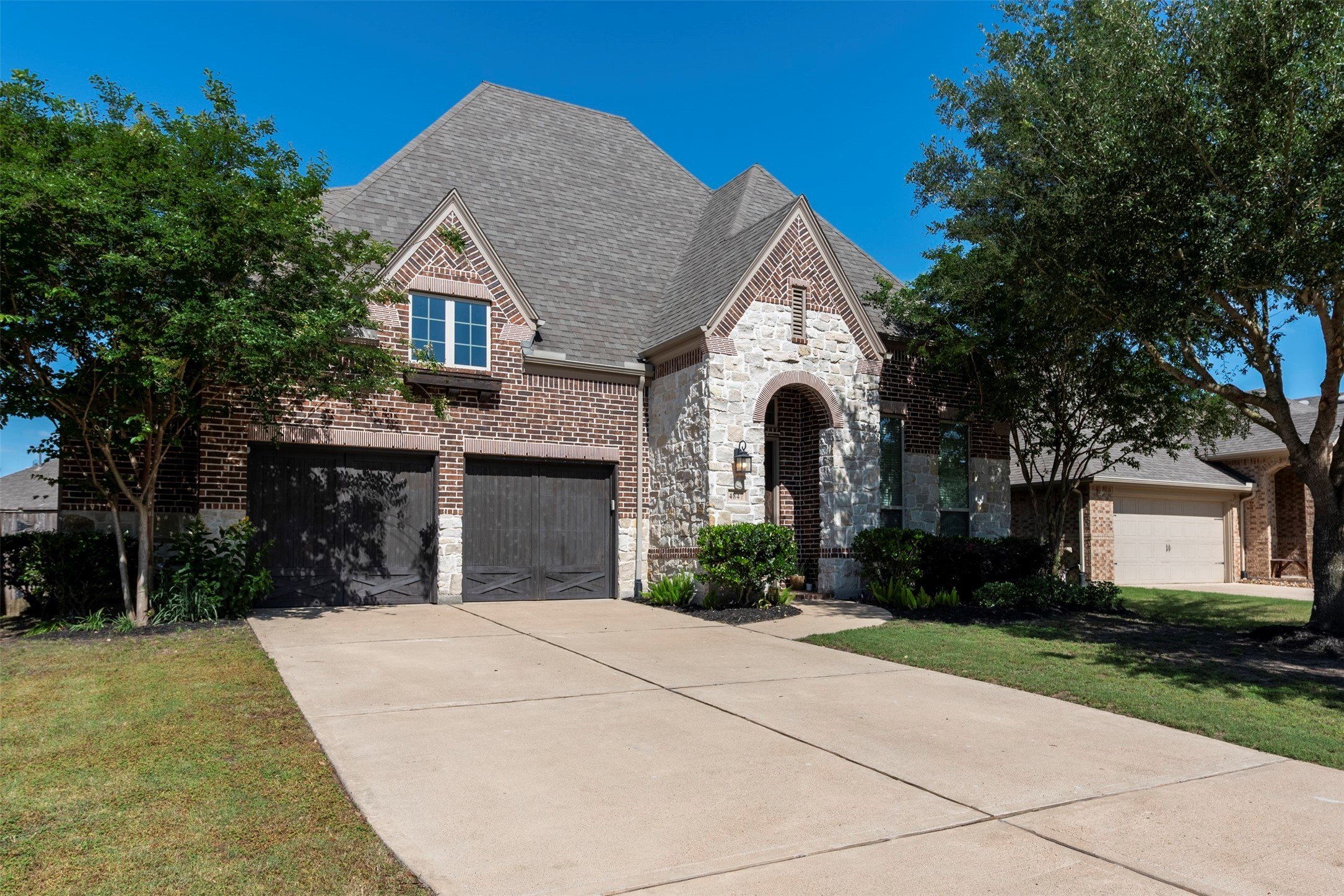 Fulshear, Texas, 77441, United States, 4 Bedrooms Bedrooms, ,4 BathroomsBathrooms,Residential,For Sale,1942866