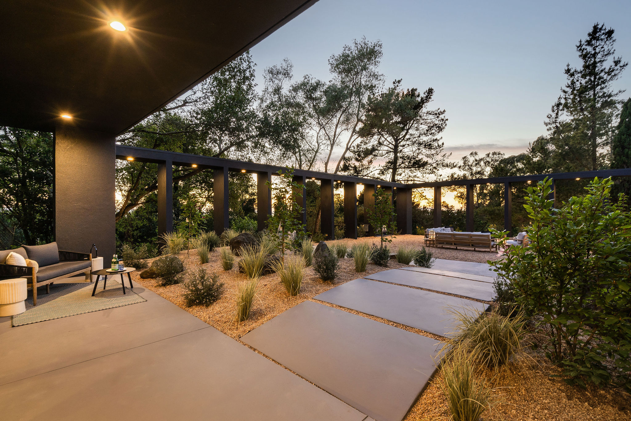  5645 Bacon Road - 物件實景