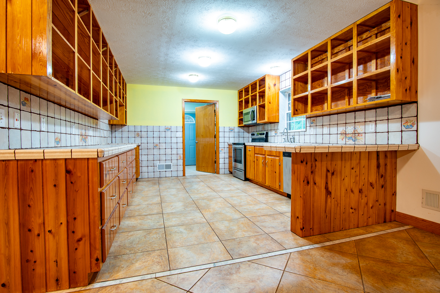 Covington, Georgia, 30016, United States, 3 Bedrooms Bedrooms, ,3 BathroomsBathrooms,Residential,For Sale,1923419