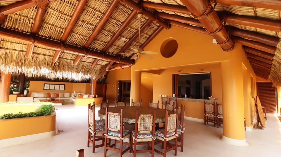 Zihuatanejo de Azueta, Guerrero, 40884, Mexico, 6 Bedrooms Bedrooms, ,10 BathroomsBathrooms,Residential,For Sale,1686440
