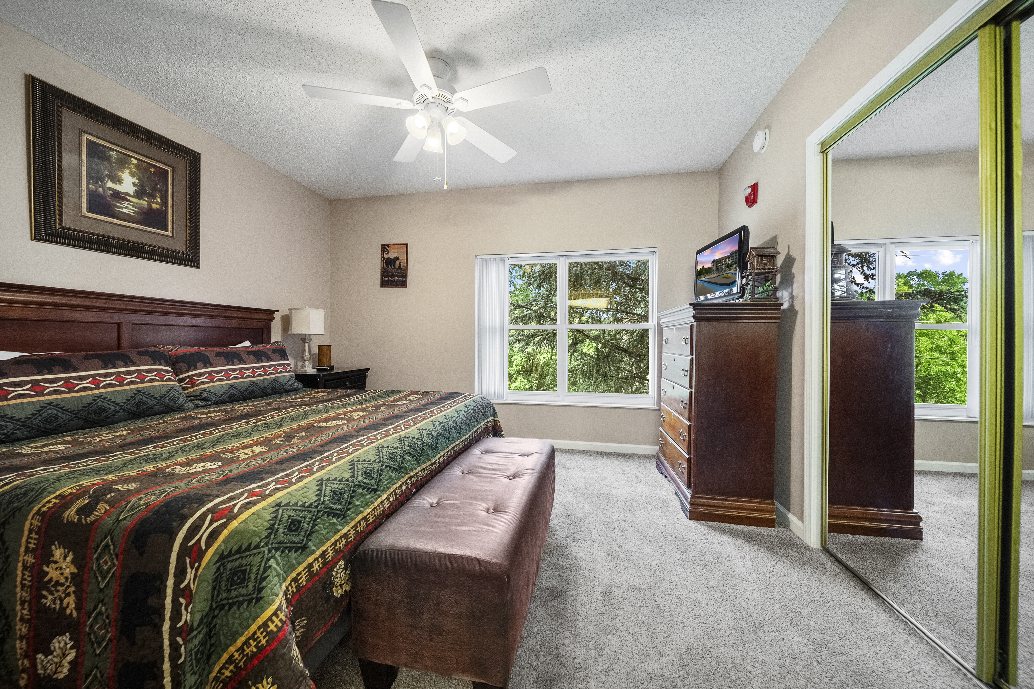 Pigeon Forge, Tennessee, 37863, United States, 4 Bedrooms Bedrooms, ,3 BathroomsBathrooms,Residential,For Sale,1923955