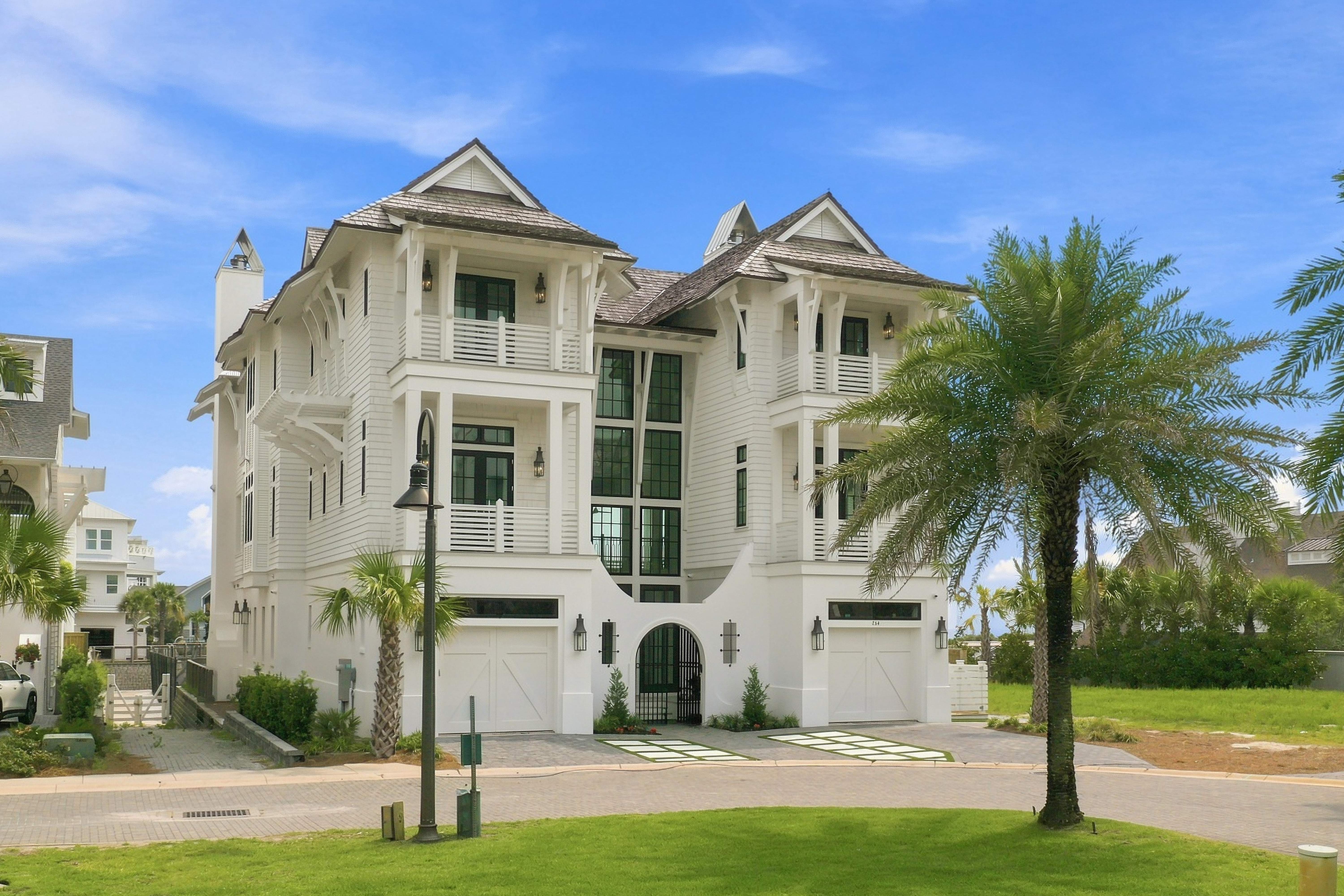  Sophisticated Coastal Living Framed By Gulf Views - 物件實景