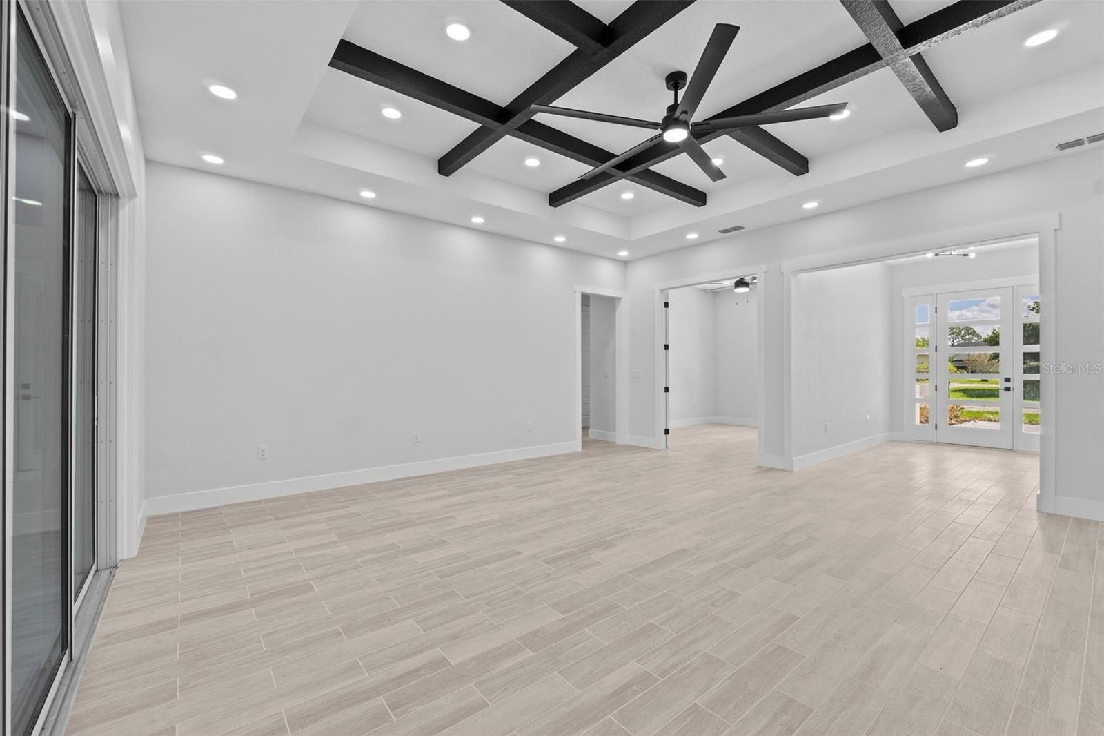 WINTER HAVEN, Florida, 33884, United States, 3 Bedrooms Bedrooms, ,3 BathroomsBathrooms,Residential,For Sale,1976731