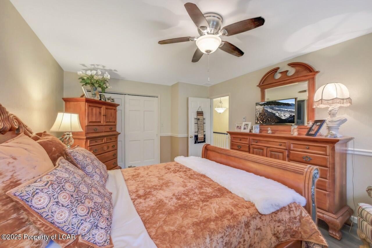 Sugarloaf, Pennsylvania, 18249, United States, 4 Bedrooms Bedrooms, ,3 BathroomsBathrooms,Residential,For Sale,1996756