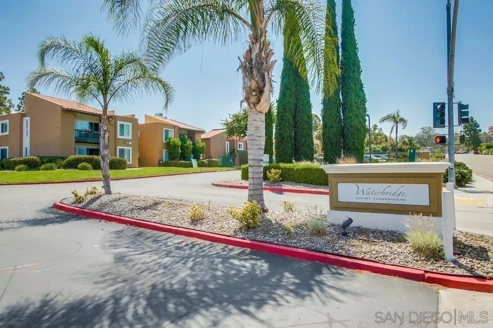 San Diego, California, 92127, United States, 2 Bedrooms Bedrooms, ,2 BathroomsBathrooms,Residential,For Sale,1938537