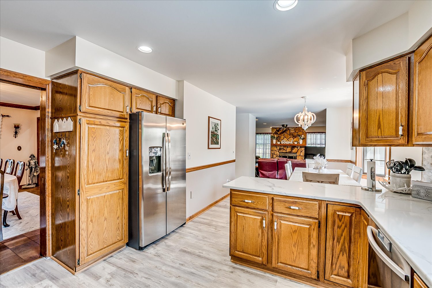 Eatontown, New Jersey, 07724, United States, 9 Bedrooms Bedrooms, ,4 BathroomsBathrooms,Residential,For Sale,1910757