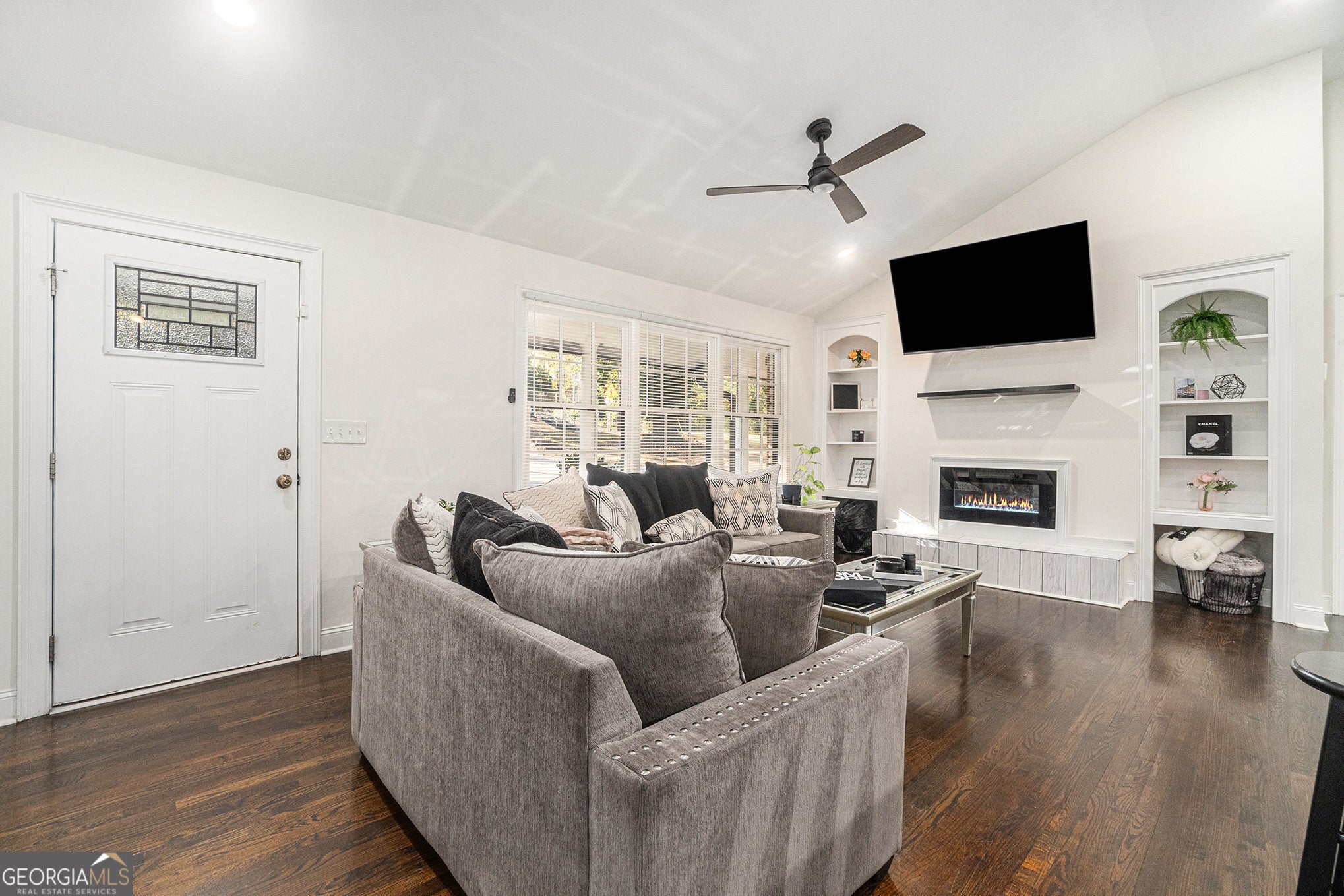 Decatur, Georgia, 30032, United States, 4 Bedrooms Bedrooms, ,4 BathroomsBathrooms,Residential,For Sale,1985824