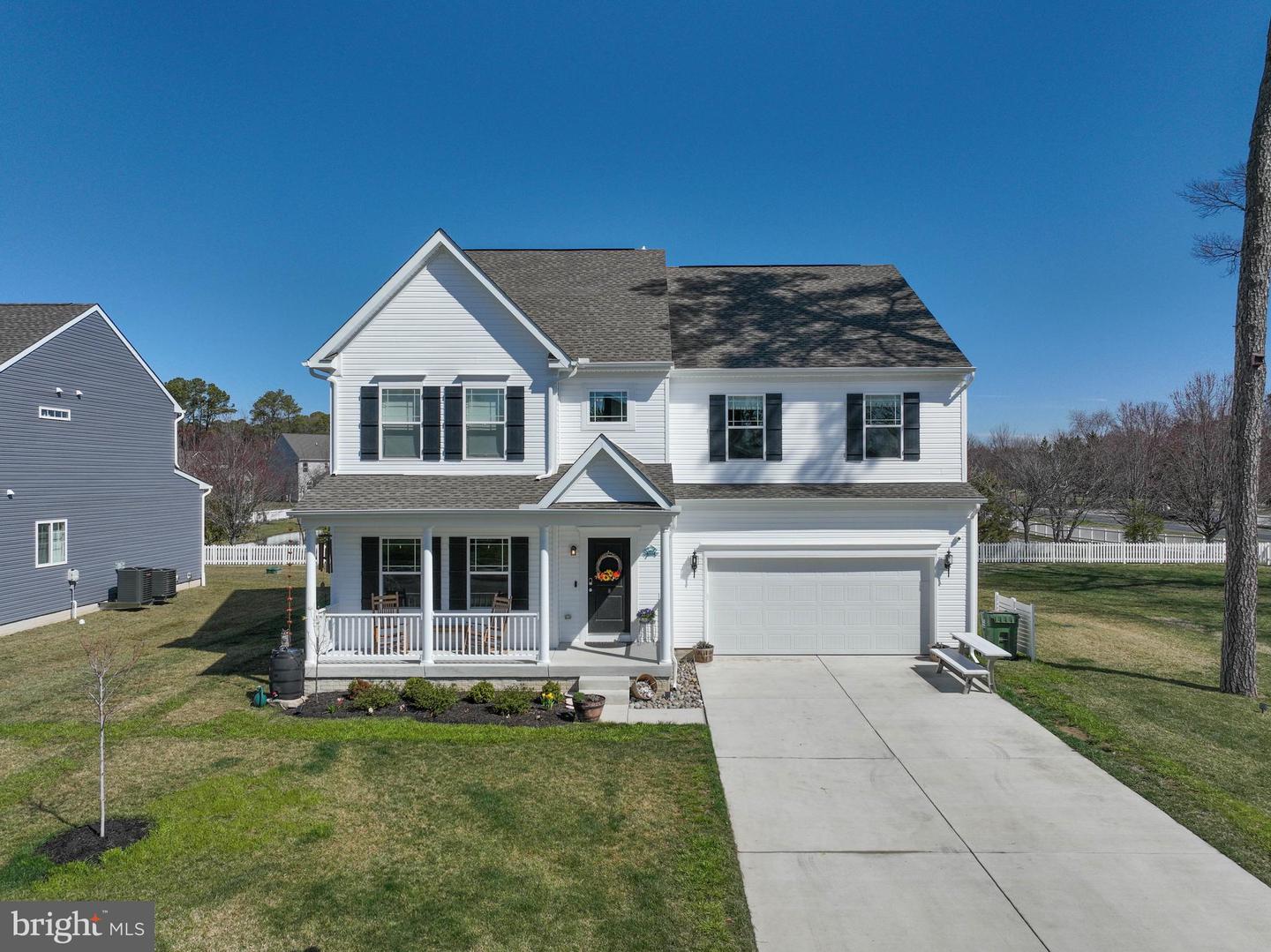 Tilghman, Maryland, 21671, United States, 5 Bedrooms Bedrooms, ,4 BathroomsBathrooms,Residential,For Sale,1753094