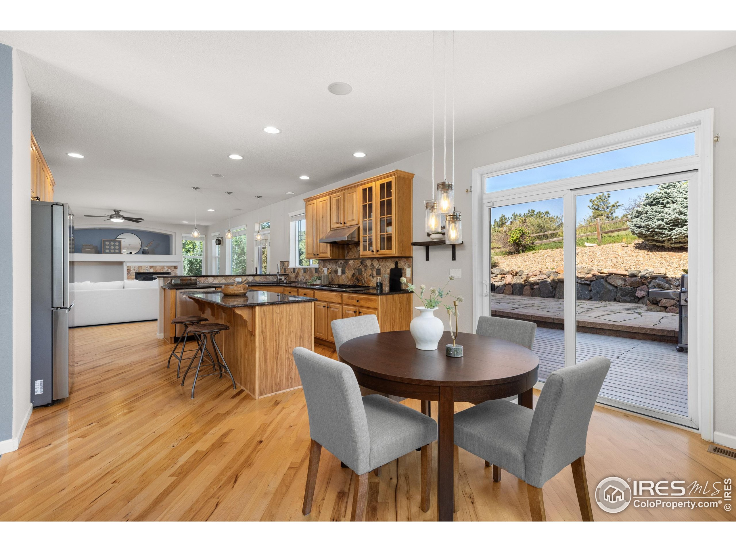 Lyons, Colorado, 80540, United States, 4 Bedrooms Bedrooms, ,3 BathroomsBathrooms,Residential,For Sale,1865994
