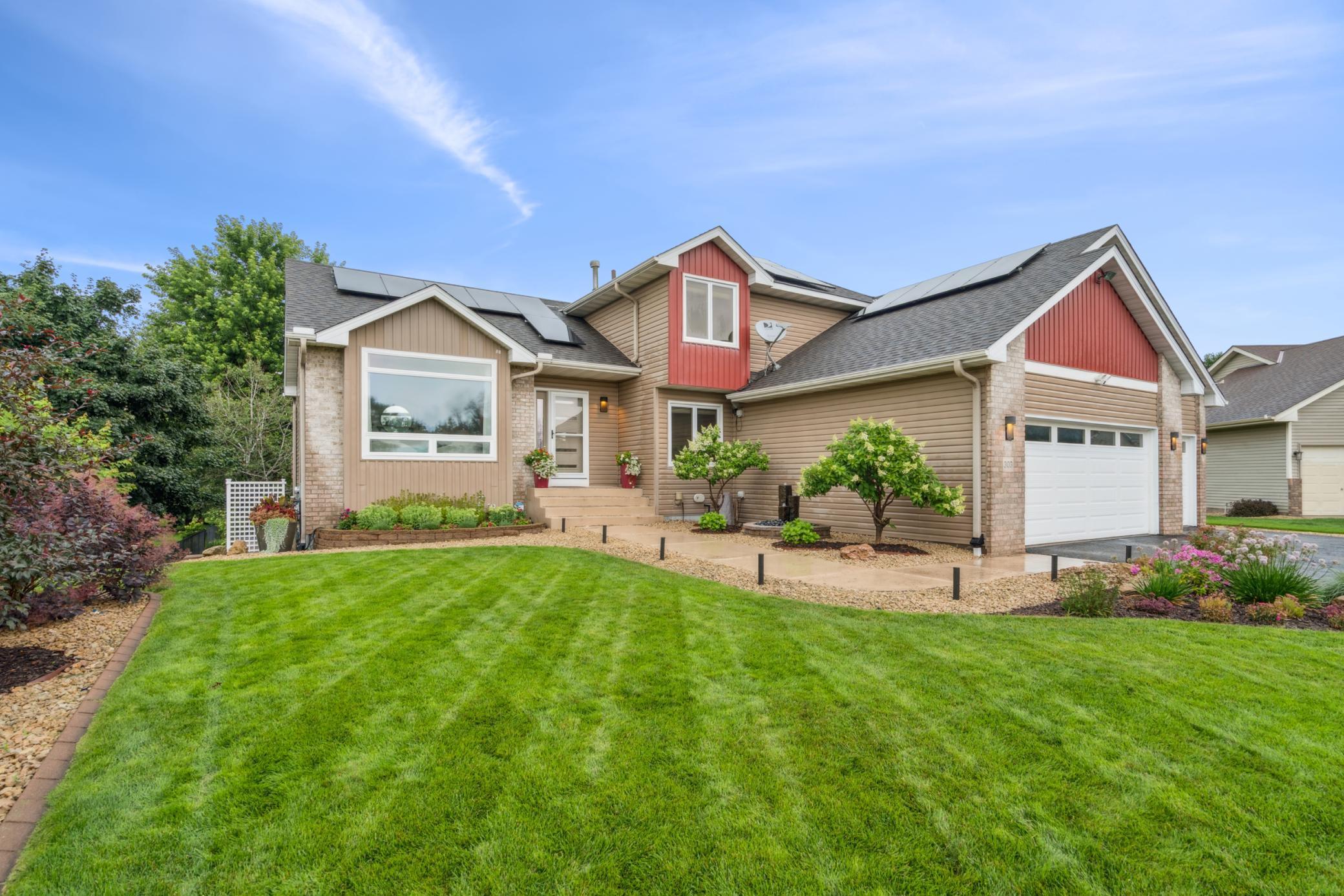 Andover, Minnesota, 55304, United States, 4 Bedrooms Bedrooms, ,2 BathroomsBathrooms,Residential,For Sale,1938809
