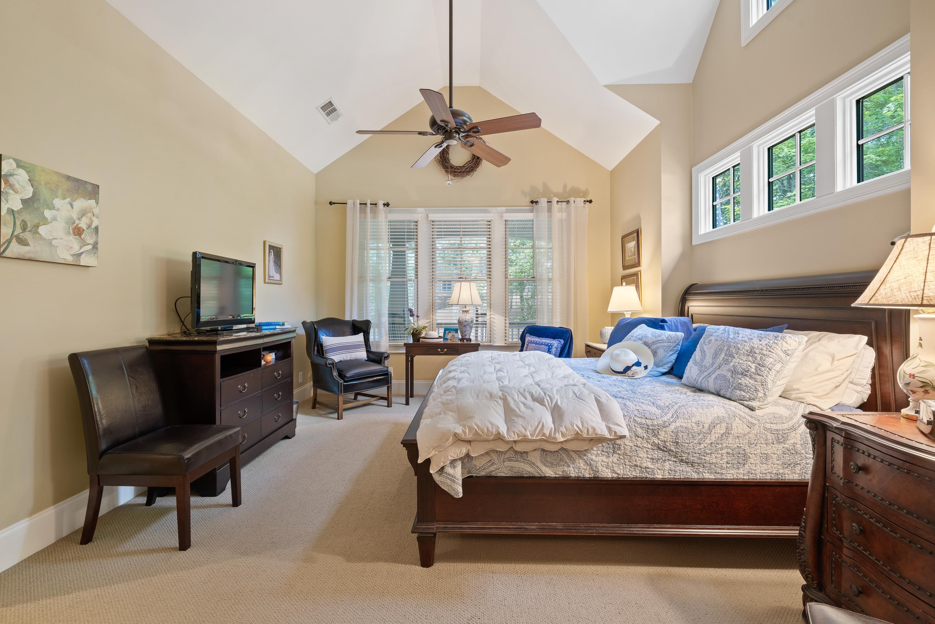 Greensboro, Georgia, 30642, United States, 3 Bedrooms Bedrooms, ,4 BathroomsBathrooms,Residential,For Sale,1829509