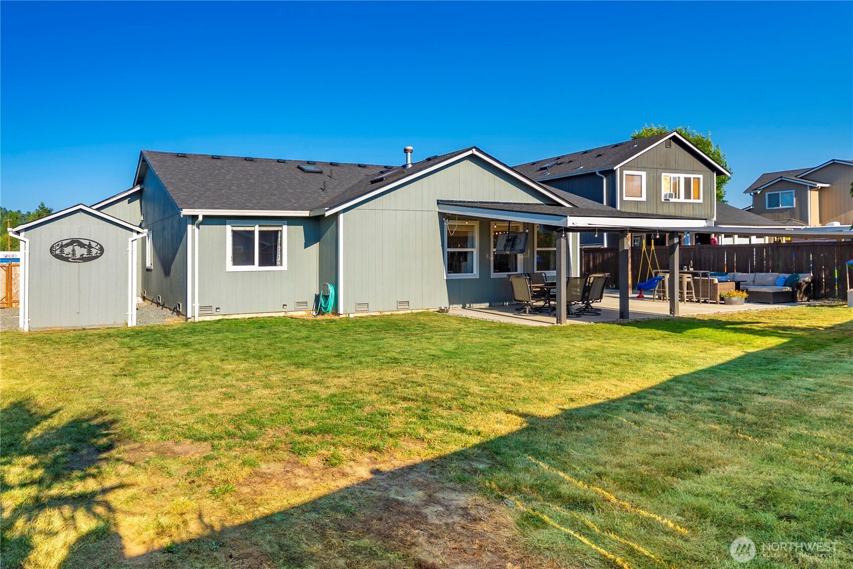 Orting, Washington, 98360, United States, 3 Bedrooms Bedrooms, ,2 BathroomsBathrooms,Residential,For Sale,1902843