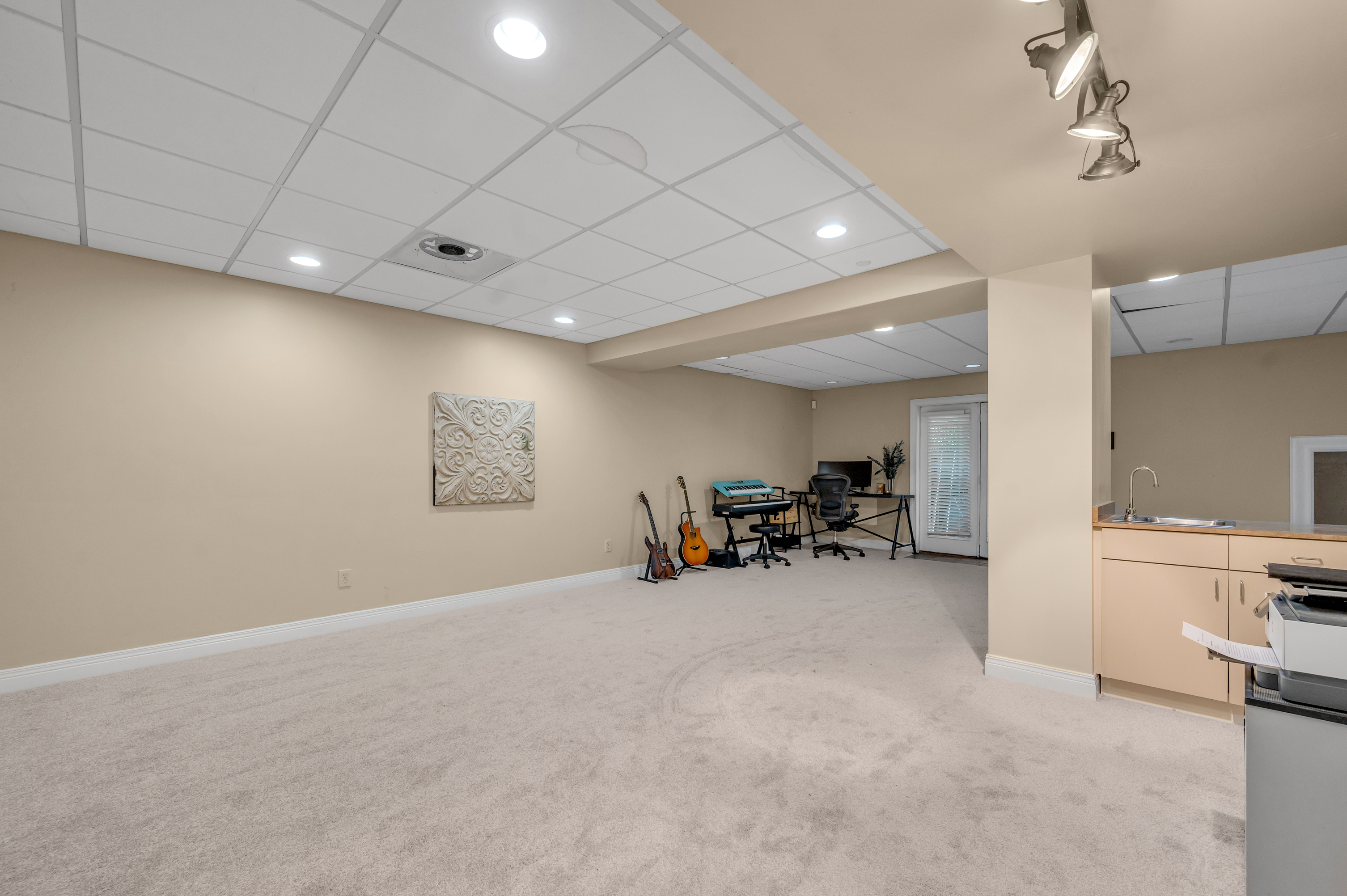  1070 Forest Lake Drive - 物件實景