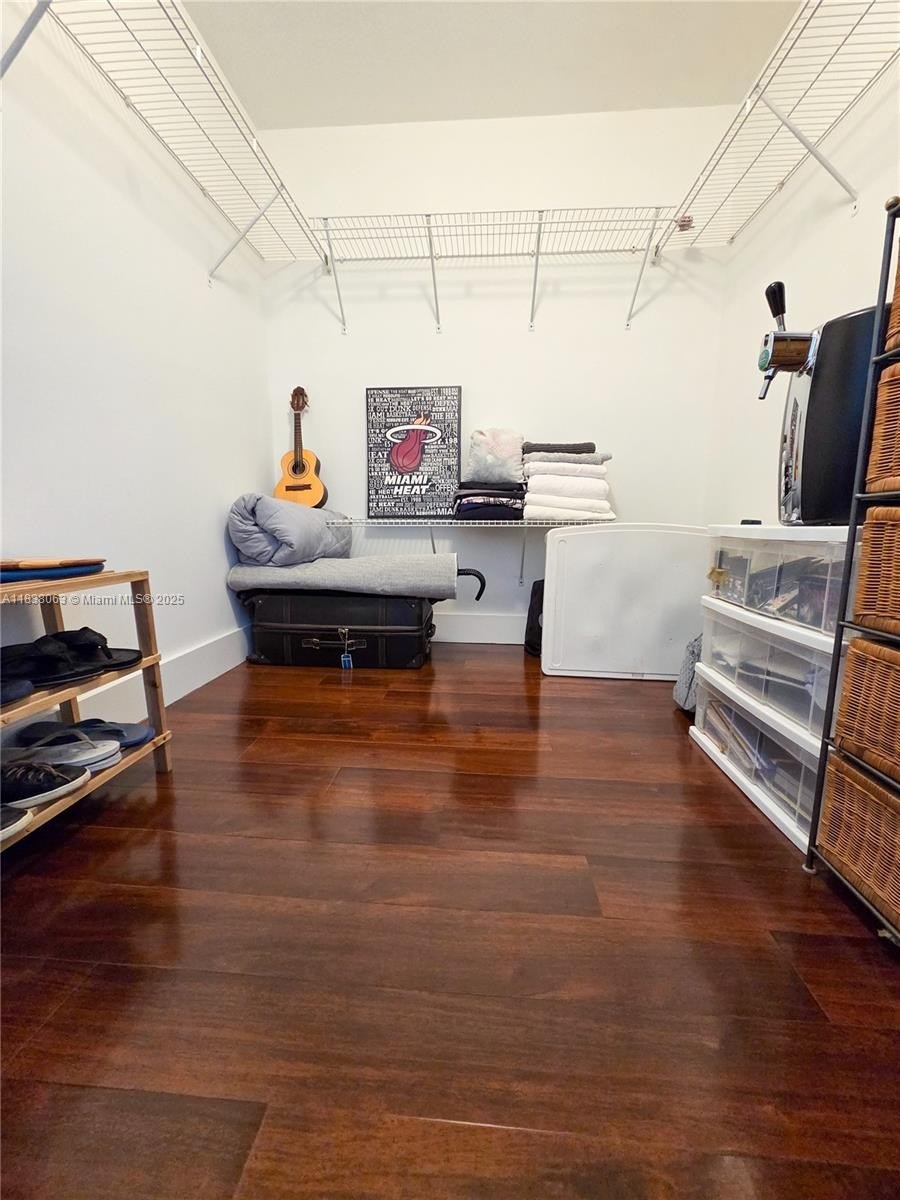 Miami, Florida, 33130, United States, 2 Bedrooms Bedrooms, ,2 BathroomsBathrooms,Residential,For Sale,1936974
