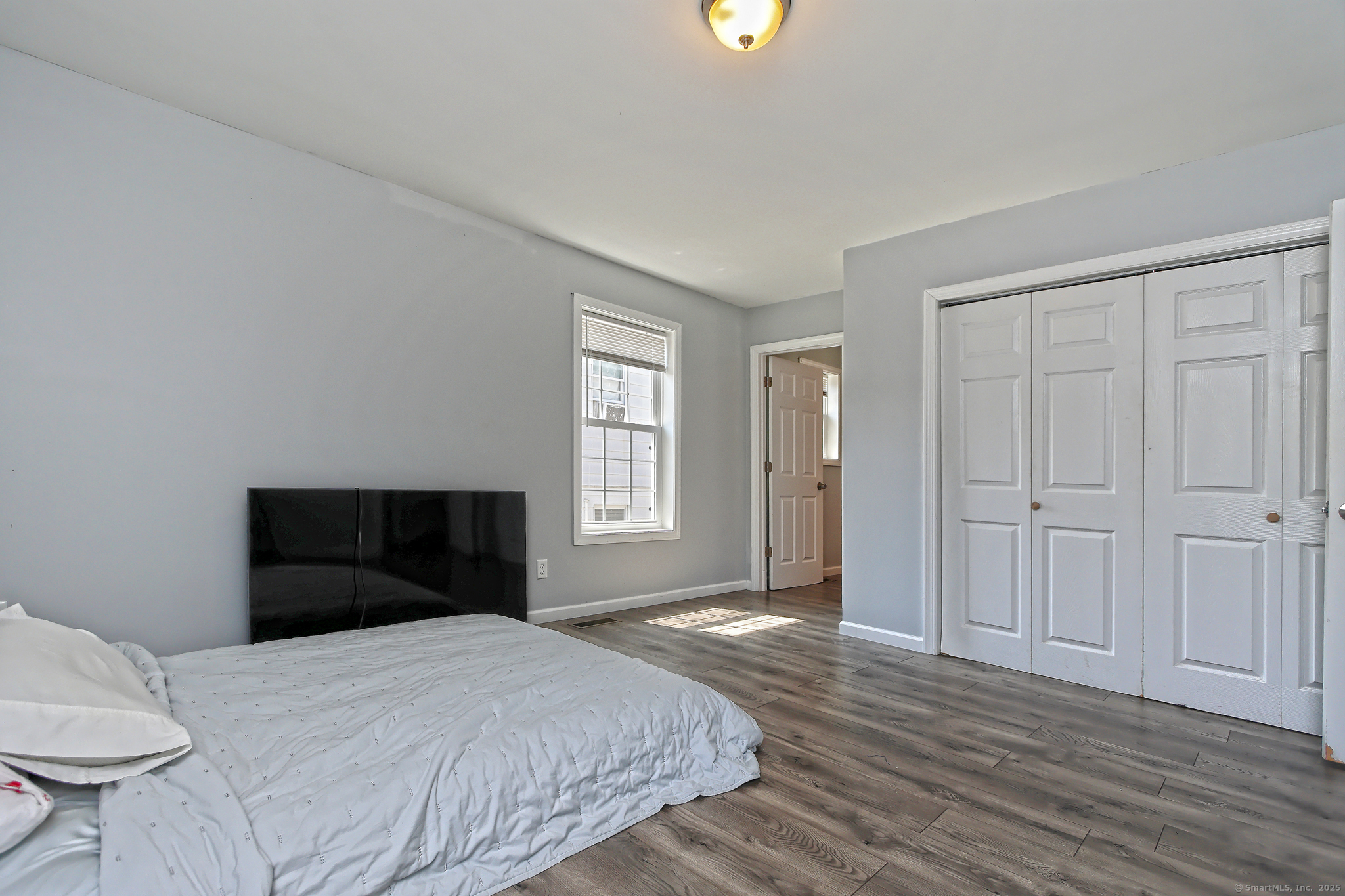 West Haven, Connecticut, 06516, United States, 5 Bedrooms Bedrooms, ,3 BathroomsBathrooms,Residential,For Sale,1918382