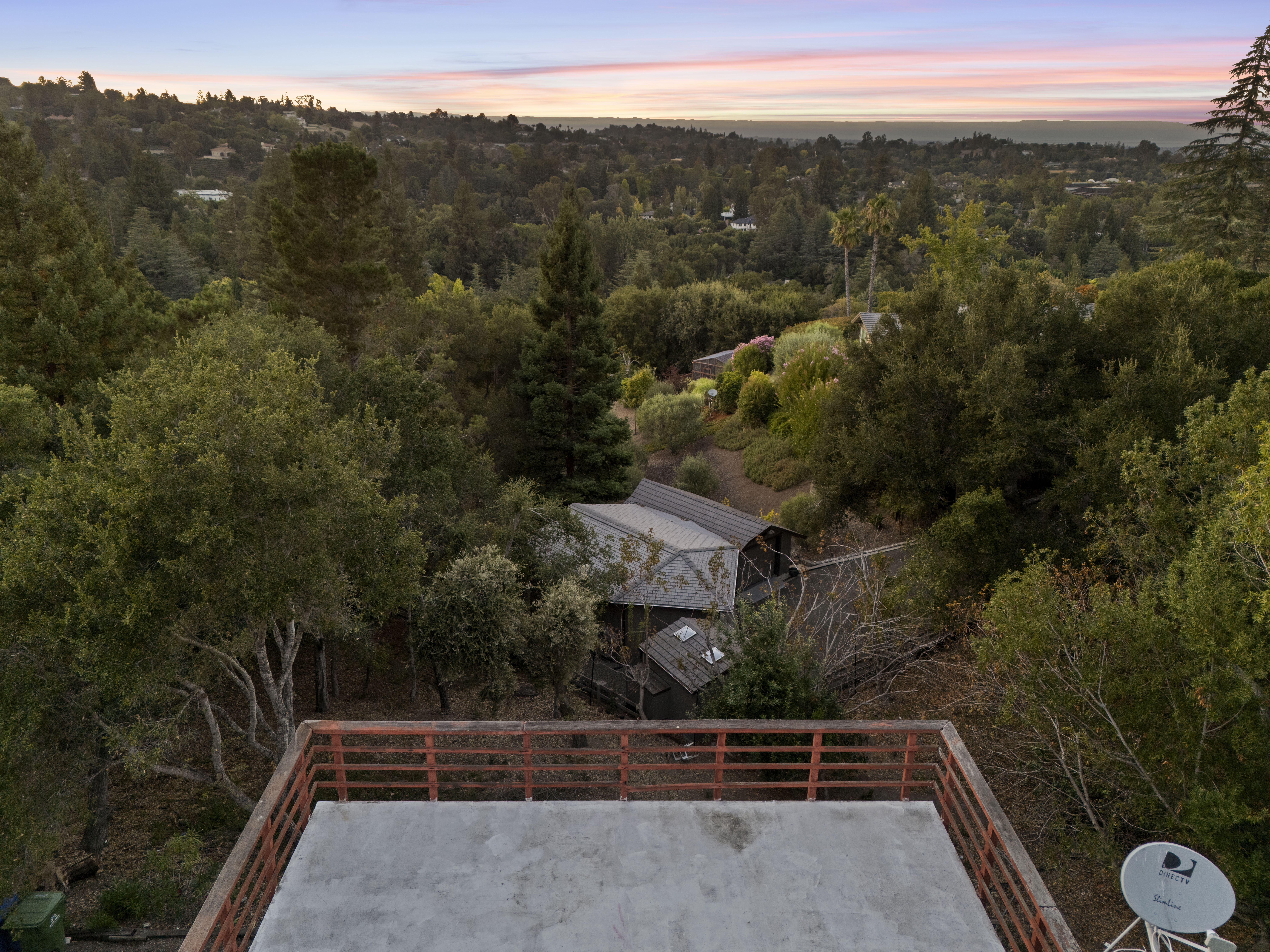  Prime Development Opportunity in Los Altos Hills - 物件實景
