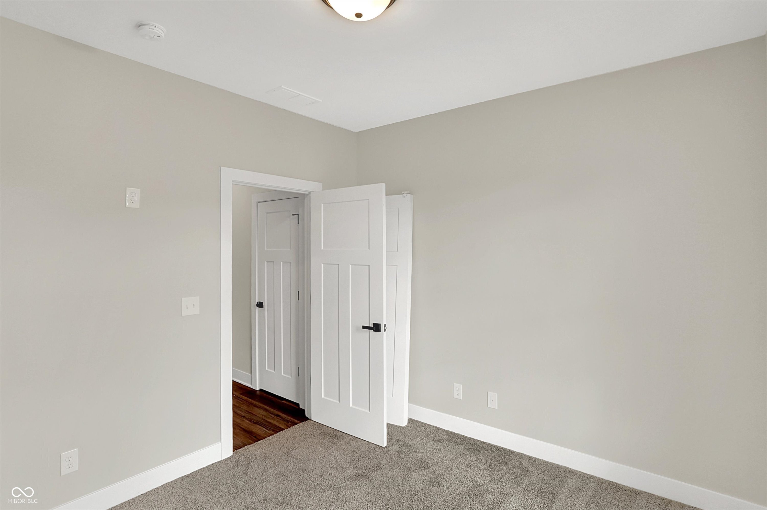 Indianapolis, Indiana, 46237, United States, 4 Bedrooms Bedrooms, ,2 BathroomsBathrooms,Residential,For Sale,1983350