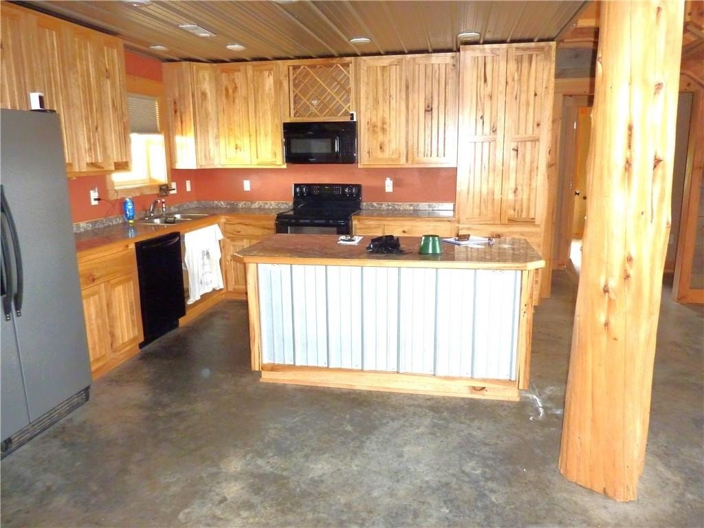 Everton, Arkansas, 72633, United States, 3 Bedrooms Bedrooms, ,2 BathroomsBathrooms,Residential,For Sale,2008794