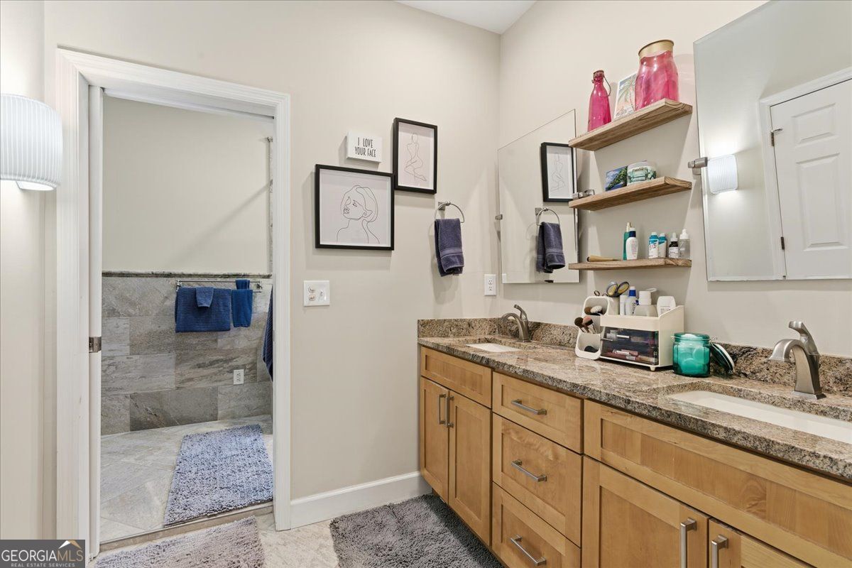 Douglasville, Georgia, 30135, United States, 5 Bedrooms Bedrooms, ,3 BathroomsBathrooms,Residential,For Sale,1988782