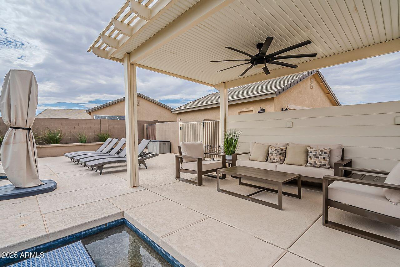 Maricopa, Arizona, 85138, United States, 3 Bedrooms Bedrooms, ,Residential,For Sale,1940206