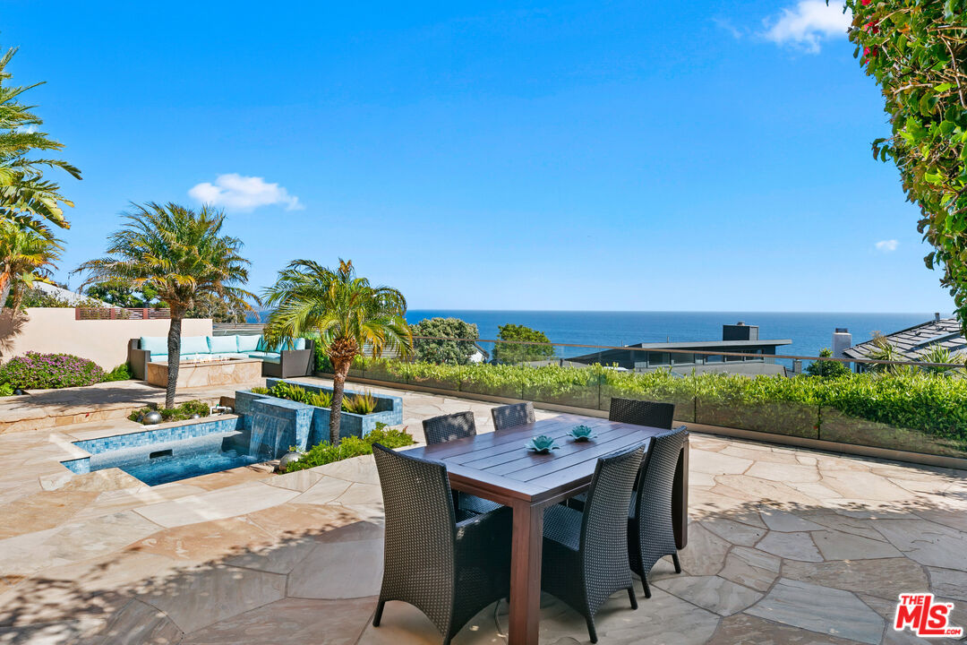 Malibu, California, 90265, United States, 3 Bedrooms Bedrooms, ,4 BathroomsBathrooms,Residential,For Sale,1807694