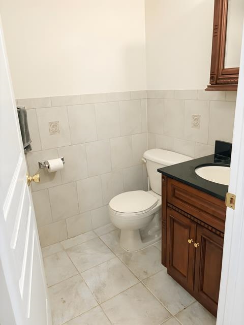 Jc, Heights, New Jersey, 07307, United States, 6 Bedrooms Bedrooms, ,6 BathroomsBathrooms,Residential,For Sale,1979354