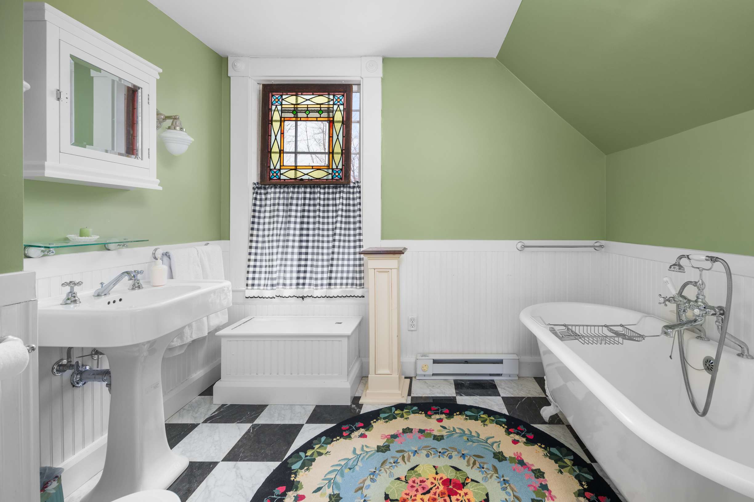  Grand New Englander with 2 Bedroom Apartment in York Village - 物件實景