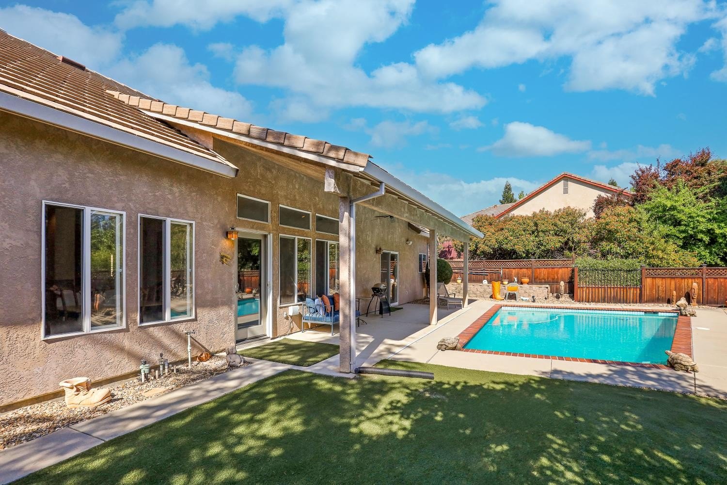 Valley Springs, California, 95252, United States, 3 Bedrooms Bedrooms, ,2 BathroomsBathrooms,Residential,For Sale,1981889