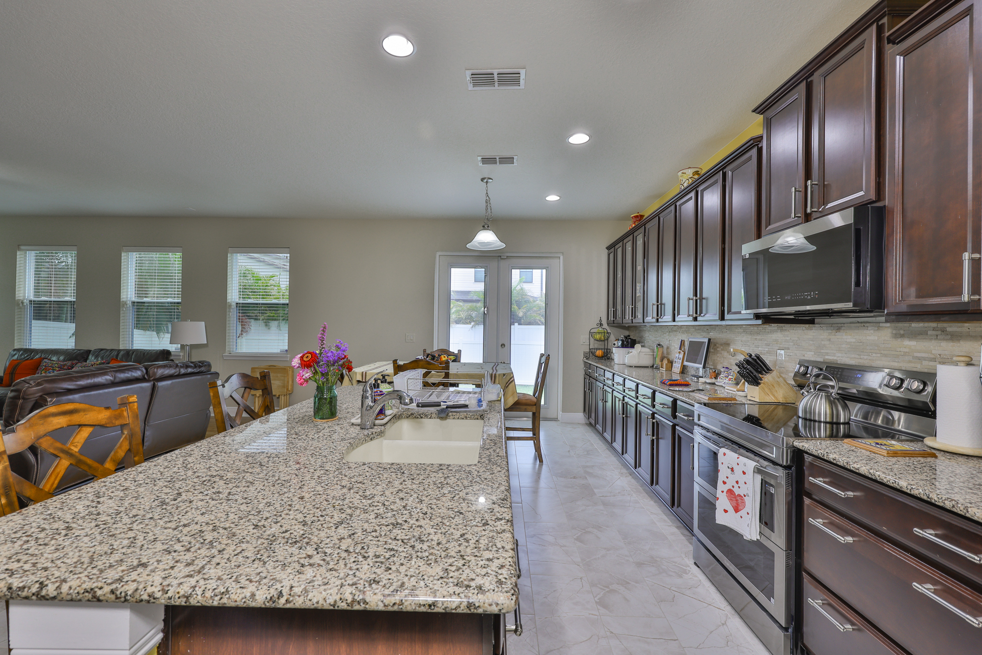 Tampa, Florida, 33616, United States, 3 Bedrooms Bedrooms, ,3 BathroomsBathrooms,Residential,For Sale,1981875