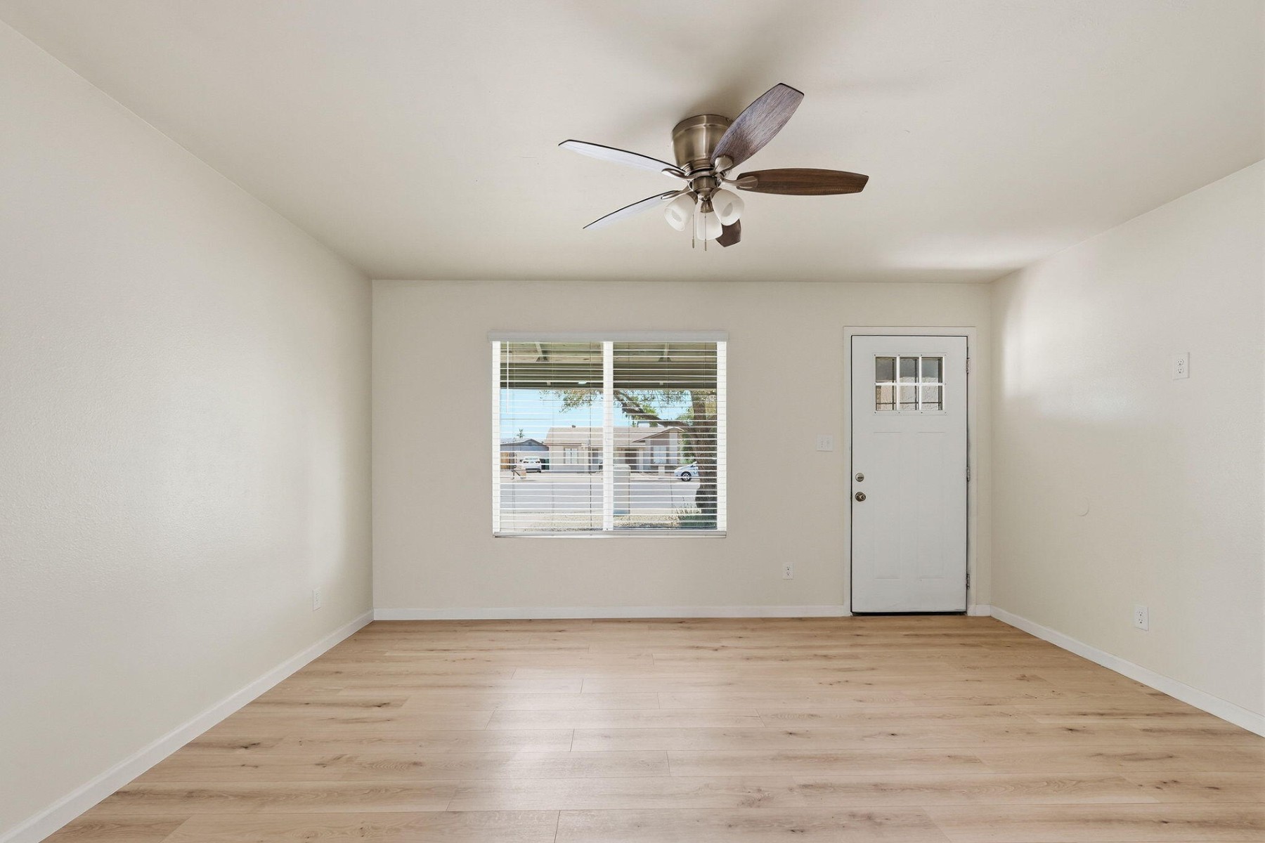  612 W Farmdale Avenue¦Mesa, AZ - 物件實景