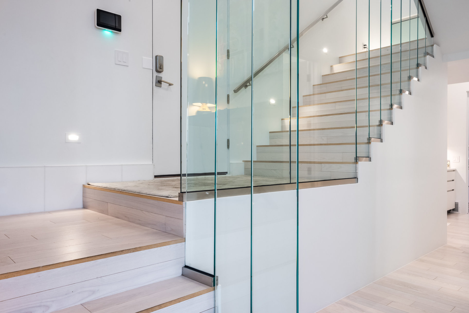  Incredible Contemporary Home - 物件實景