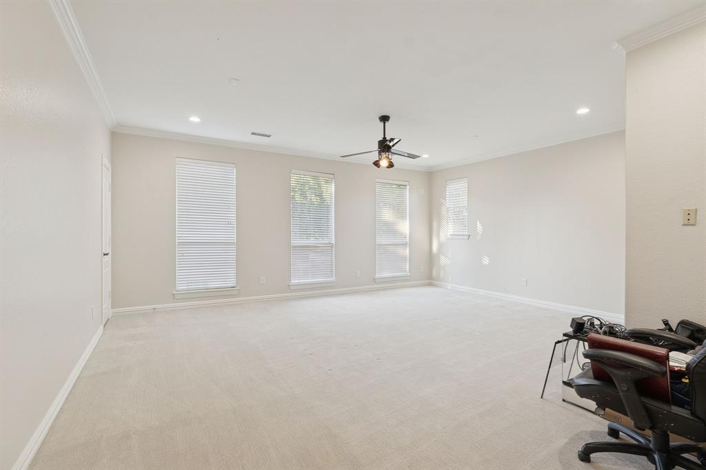 McKinney, Texas, 75072, United States, 4 Bedrooms Bedrooms, ,5 BathroomsBathrooms,Residential,For Sale,1989627