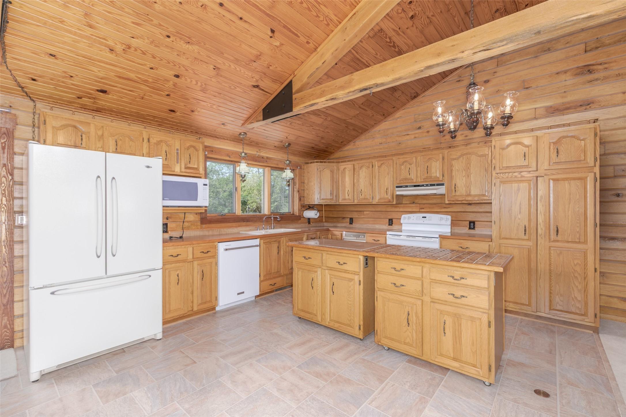 Adel, Iowa, 50003, United States, 3 Bedrooms Bedrooms, ,2 BathroomsBathrooms,Residential,For Sale,1888618