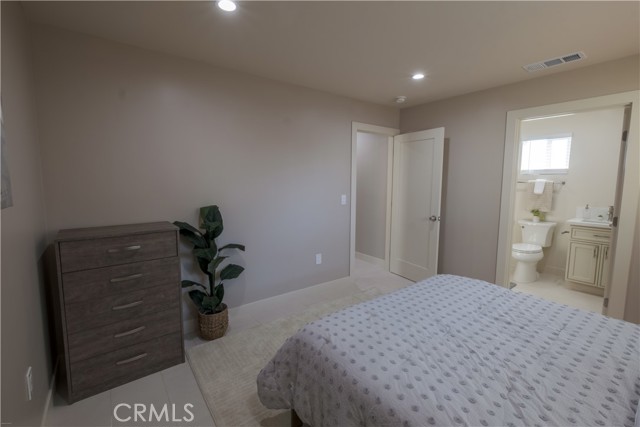 Compton, California, 90220, United States, 6 Bedrooms Bedrooms, ,5 BathroomsBathrooms,Residential,For Sale,2048011