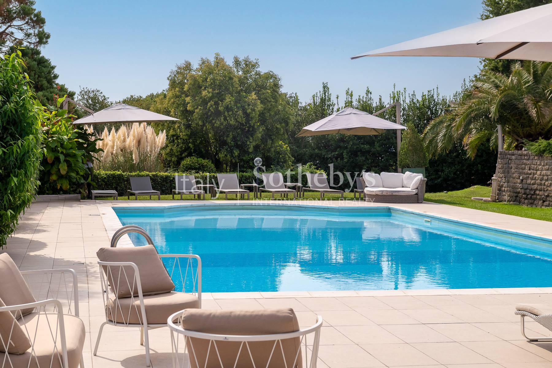  Elegant Villa with Private Park in Trevignano Romano - 物件實景