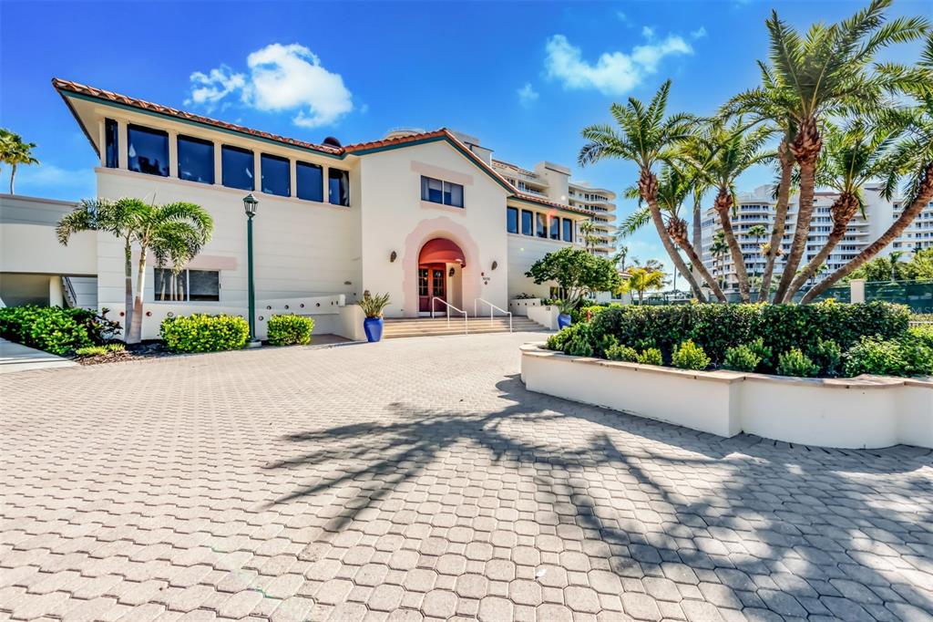 Longboat Key, Florida, 34228, United States, 2 Bedrooms Bedrooms, ,2 BathroomsBathrooms,Residential,For Sale,1991769