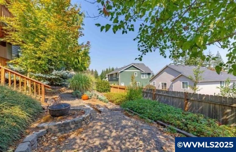 Salem, Oregon, 97306, United States, 4 Bedrooms Bedrooms, ,3 BathroomsBathrooms,Residential,For Sale,1989443