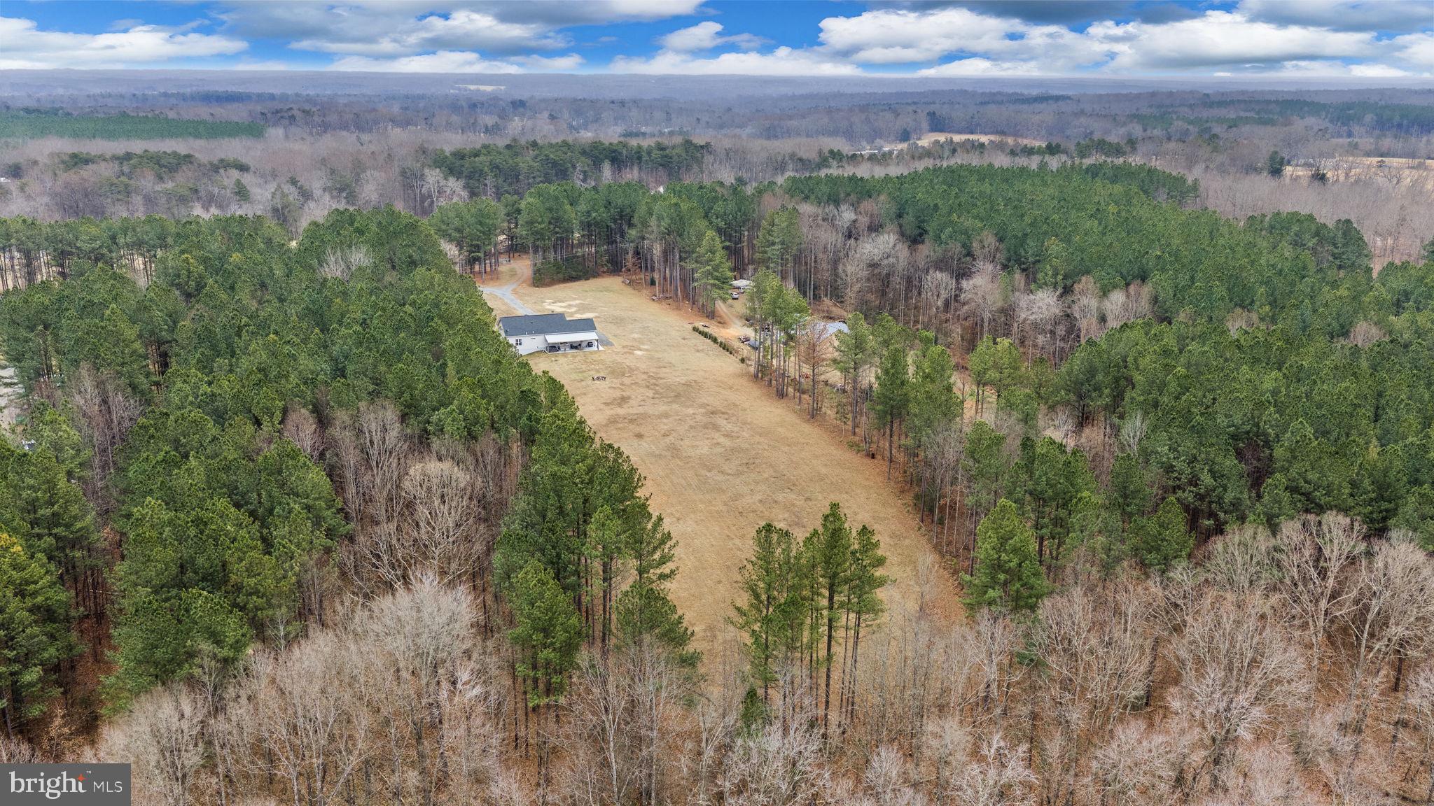 Unionville, Virginia, 22567, United States, 3 Bedrooms Bedrooms, ,2 BathroomsBathrooms,Residential,For Sale,2009103