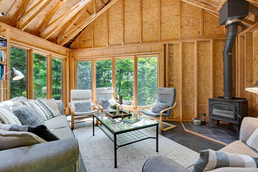 FRONTENAC, Ontario, K0H 2J0, CA, 3 Bedrooms Bedrooms, ,Residential,For Sale,1902002