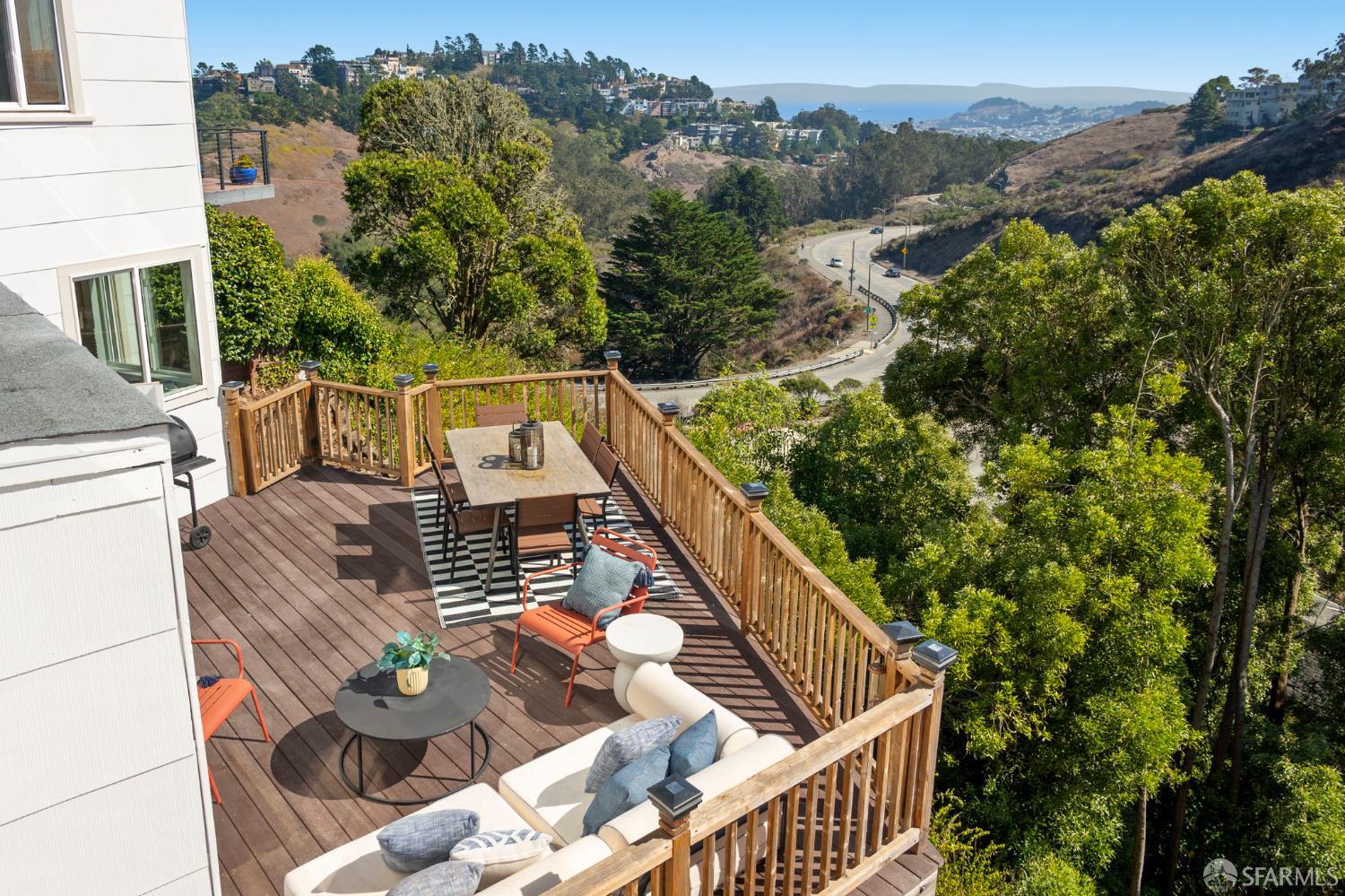 San Francisco, California, 94127, United States, 3 Bedrooms Bedrooms, ,4 BathroomsBathrooms,Residential,For Sale,1961559