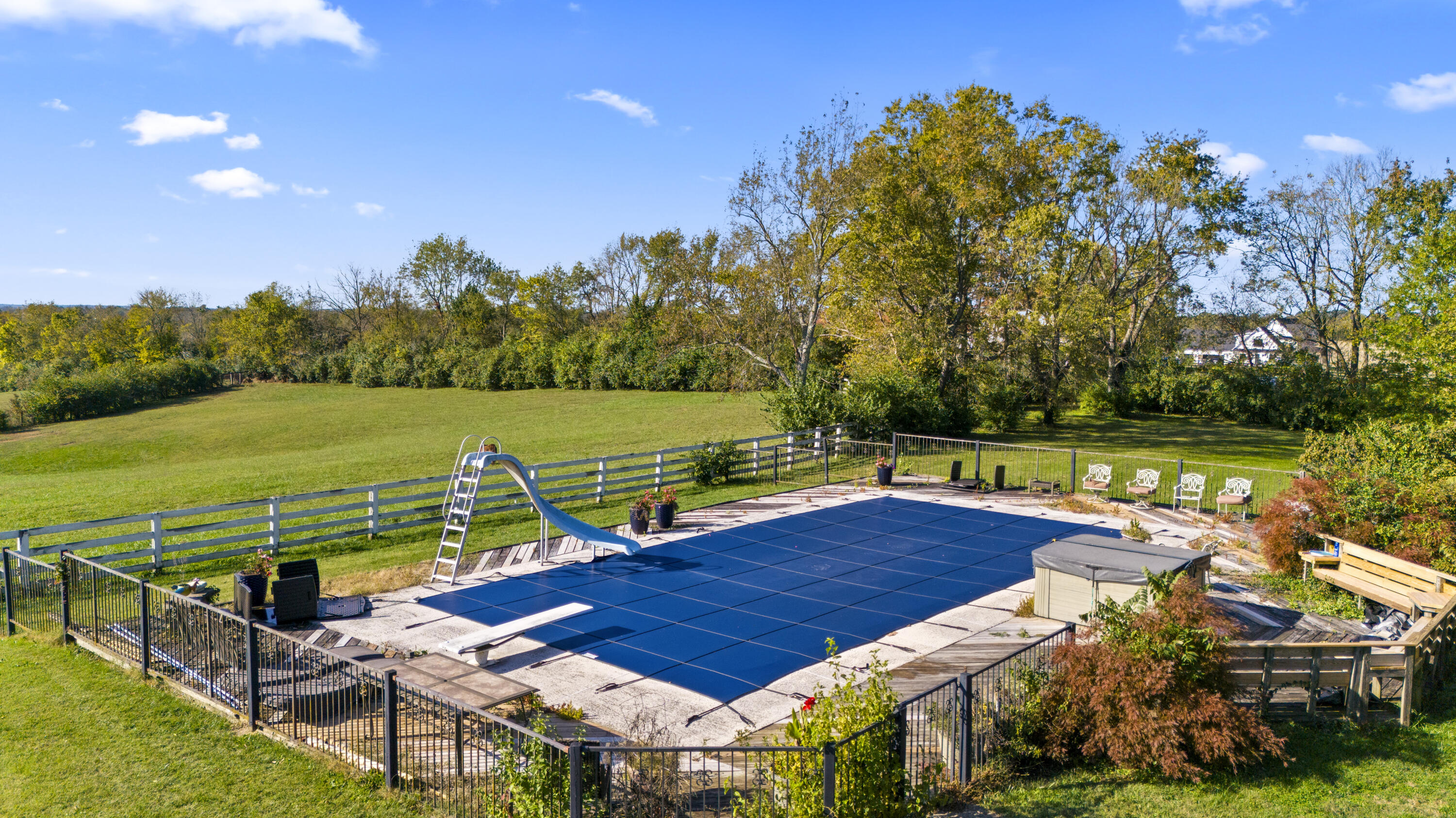 Winchester, Kentucky, 40391, United States, 3 Bedrooms Bedrooms, ,3 BathroomsBathrooms,Residential,For Sale,1992796