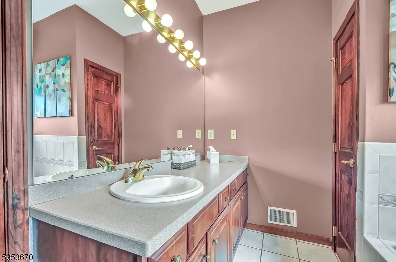Brick Twp., New Jersey, 08723, United States, 3 Bedrooms Bedrooms, ,3 BathroomsBathrooms,Residential,For Sale,1940310