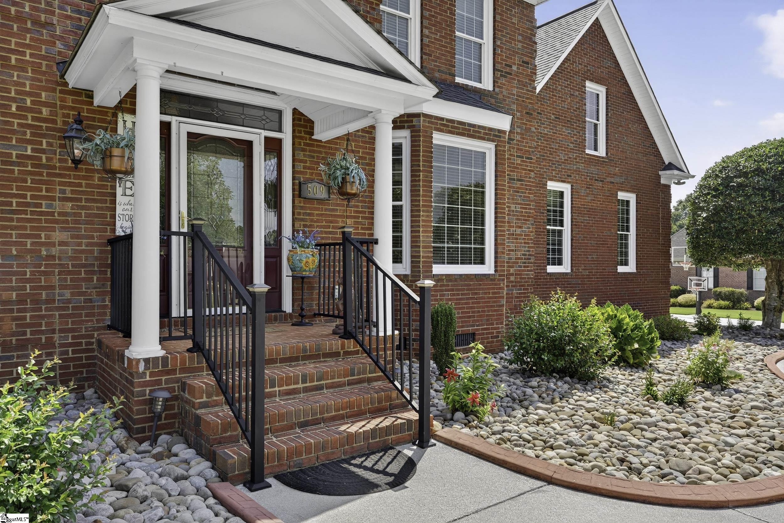 Boiling Springs, South Carolina, 29316, United States, 4 Bedrooms Bedrooms, ,3 BathroomsBathrooms,Residential,For Sale,1883333
