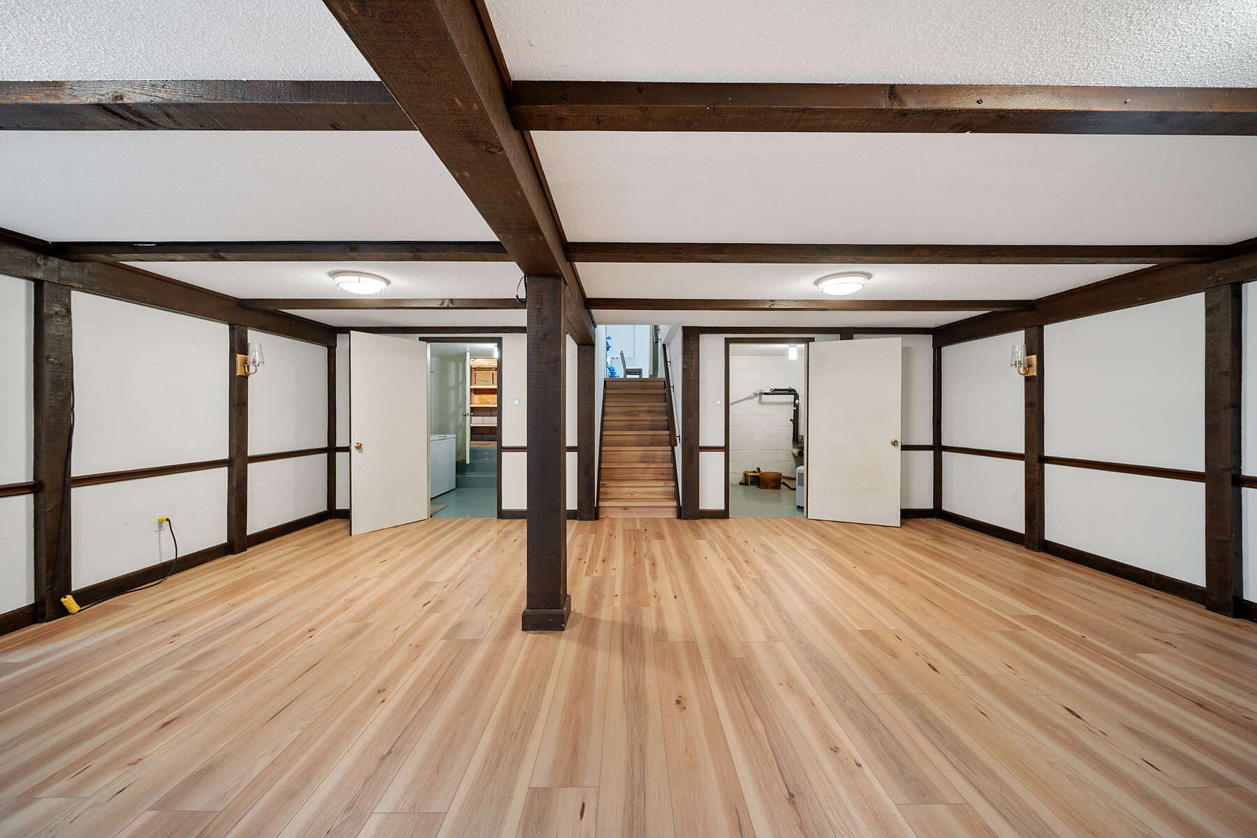  Luxury Modernized Bungalow - 物件實景